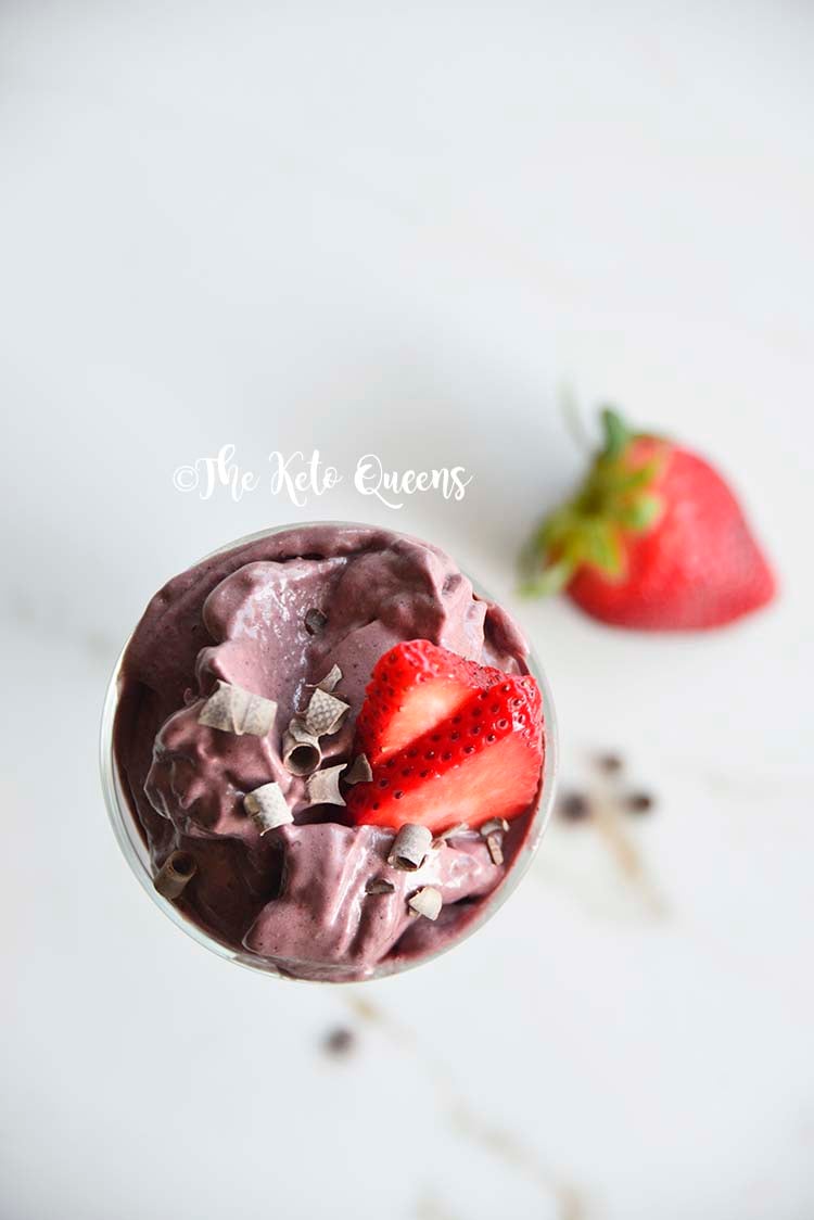 https://theketoqueens.com/wp-content/uploads/2018/06/Keto-Chocolate-Berry-Truffle-Smoothie-Recipe-2.jpg