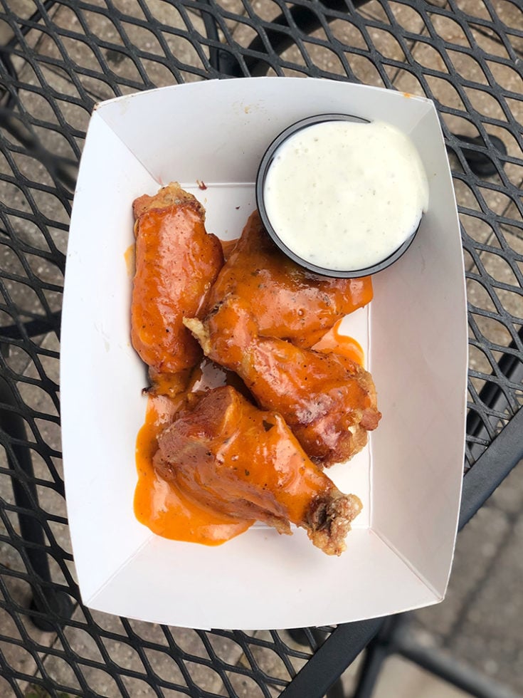 Low Carb Guide to Eating Out Chicken Wings The Keto Queens