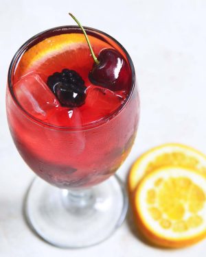 keto sangria mocktail featured image